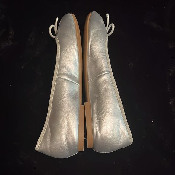 Crown & Ivy Larissa Silver Ballet Flats with Bow Detail - Picture 6 of 10